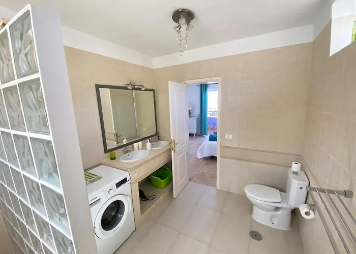 Апартаменты Penthouse 3 Bedrooms, Ocean View, Near Siam Park *