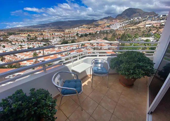 Апартаменты Penthouse 3 Bedrooms, Ocean View, Near Siam Park