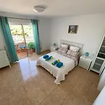 Penthouse 3 Bedrooms, Ocean View, Near Siam Park Апартаменти